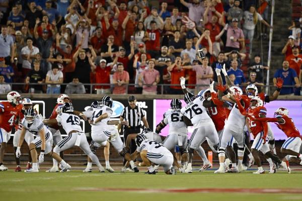 Will Ferrin's late field goal gives BYU 18-15 win over SMU