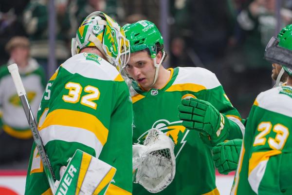 NHL roundup: Wild end Kings’ winning streak