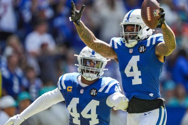Tua Tagovailoaâs ex-Miami teammate says Colts got him to âpanicâ