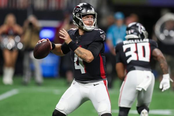 QB Taylor Heinicke survives Falcons' final roster cuts thumbnail