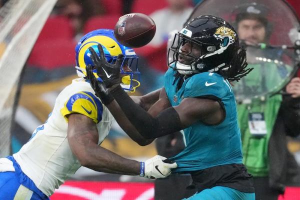 Jaguars WR Brian Thomas Jr. (ankle) ruled out vs. Texans