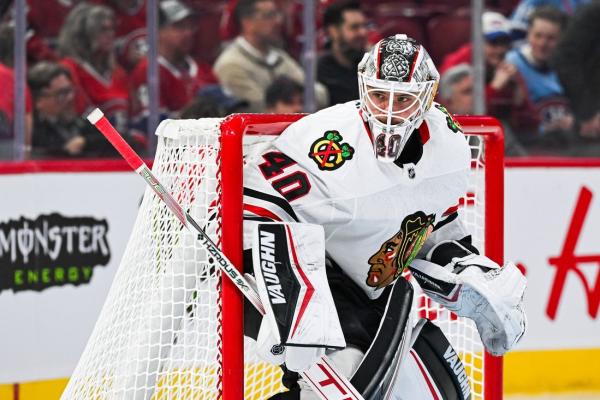 Blackhawks G Arvid Soderblom signs 2-year extension