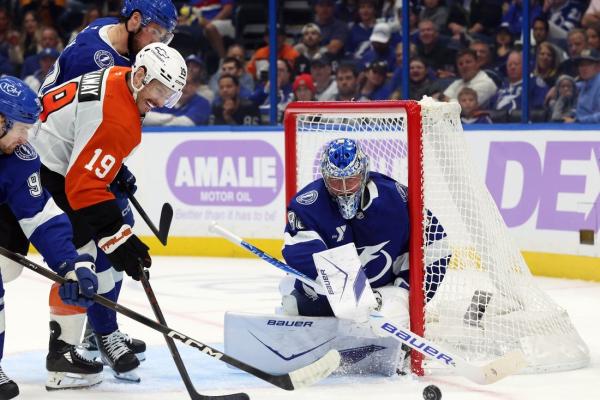 Andrei Vasilevskiy claims 41st shutout as Lightning blank Flyers