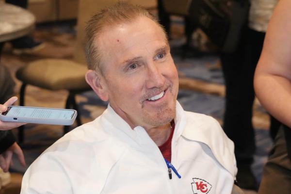 Unheralded Chiefs defense lauds ‘spiritual muse’ Steve Spagnuolo