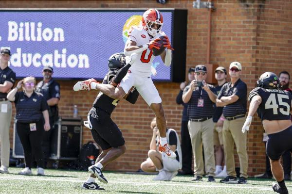 No. 10 Clemson extends win streak against Wake Forest to 16