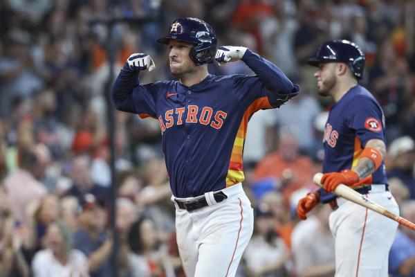 Free agent 3B Alex Bregman underwent elbow procedure