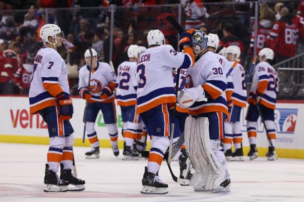 Islanders ride momentum of OT win into clash vs. Panthers