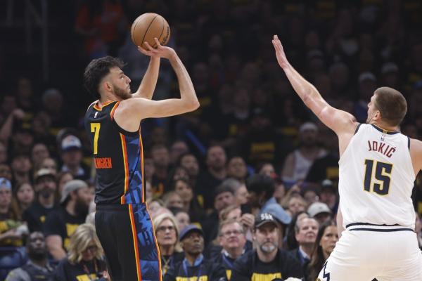 Thunder level series with 43-point rout of Nuggets