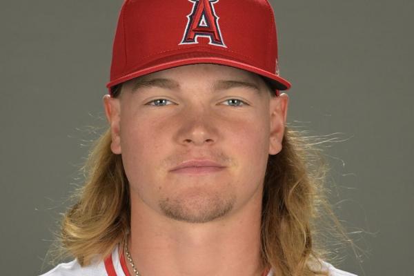 Caden Dana excels in debut, Angels defeat Mariners thumbnail