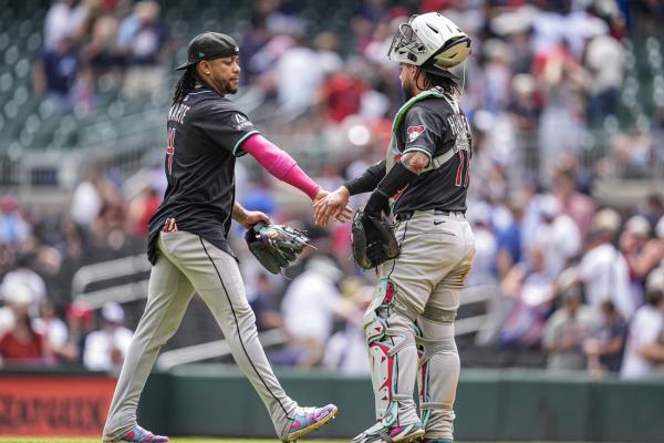 Seven-run ninth sparks Diamondbacks past Braves
