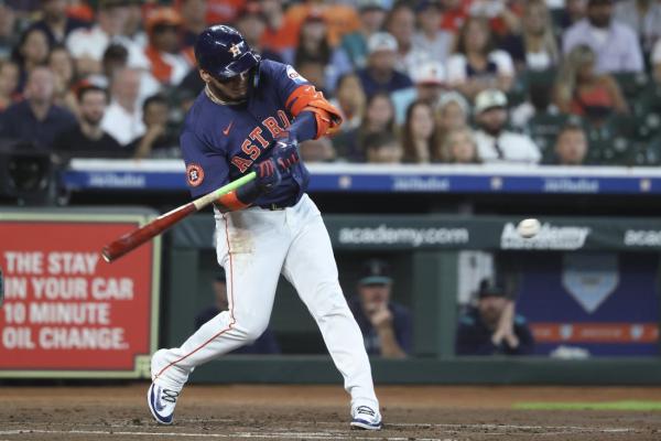 Christian Walker’s walk-off blast propels Astros over Mariners