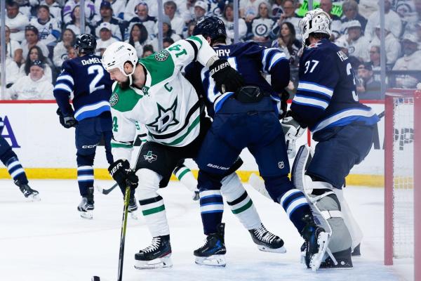 Mikko Rantanen’s hat trick takes Stars past Jets in opener
