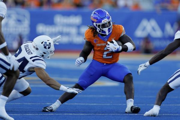 Ashton Jeanty, No. 17 Boise State bid to beat Hawaii