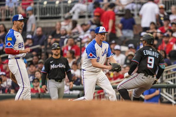 Braves place Aaron Bummer on IL, release Erick Fedde