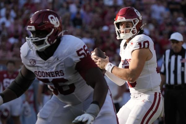 No. 11 Oklahoma pulls off road upset of No. 4 Bama to keep CFP hopes alive