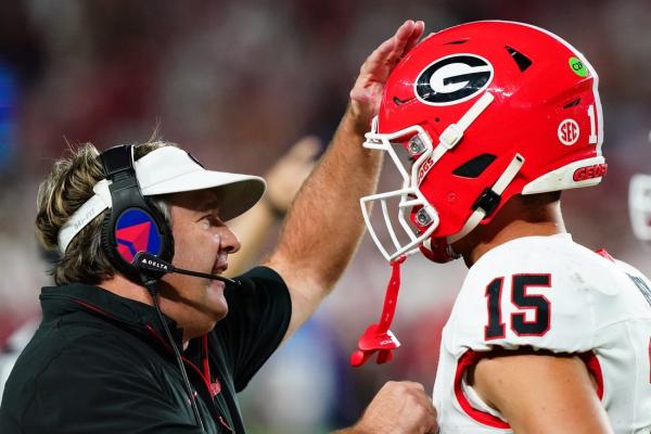 Georgia QB Carson Beck to try elbow treatment; P Brett Thorson out for season