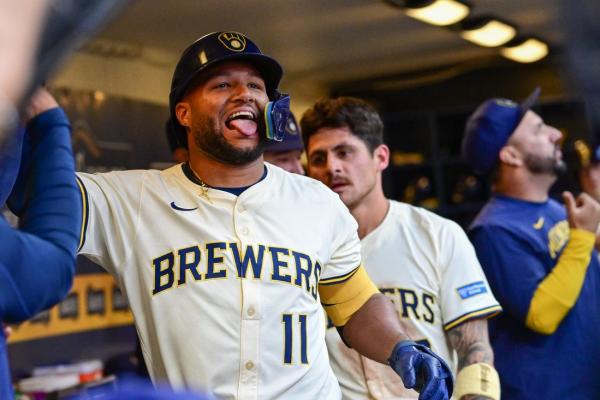 Pair of HRs back righty Quinn Priester as Brewers top Braves