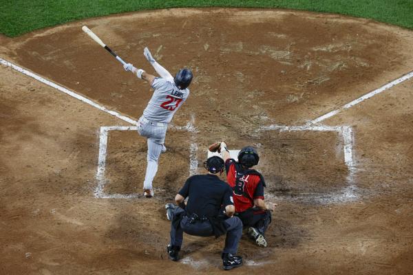 Royce Lewis’ grand slam helps Twins outslug White Sox