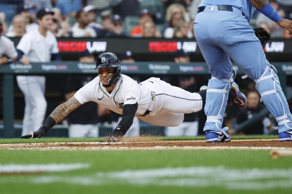 Pair of timely homers help Tigers top Royals, win 5th straight