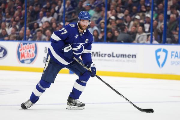 Victor Hedman, Lightning cool off Blue Jackets