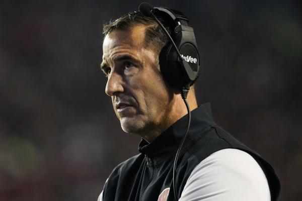 Wisconsin gives coach Luke Fickell contract extension