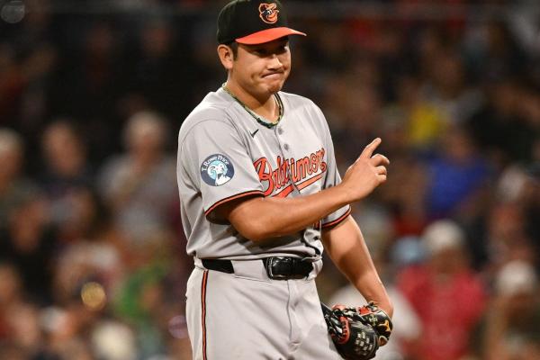 Orioles cap sweep of Red Sox with 11-inning win