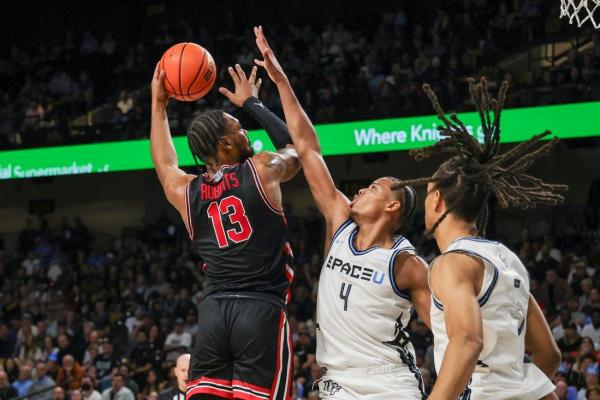 J’Wan Roberts propels No. 10 Houston past UCF