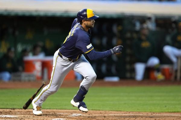 Rhys Hoskins, Joey Ortiz power Brewers to victory over A’s