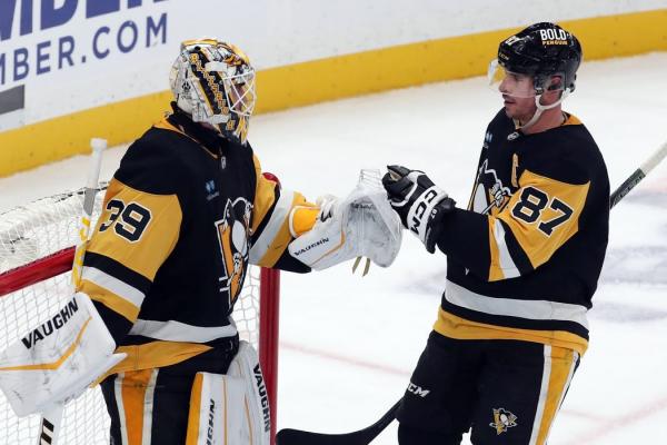 NHL roundup: Sidney Crosby moves to ninth on points list