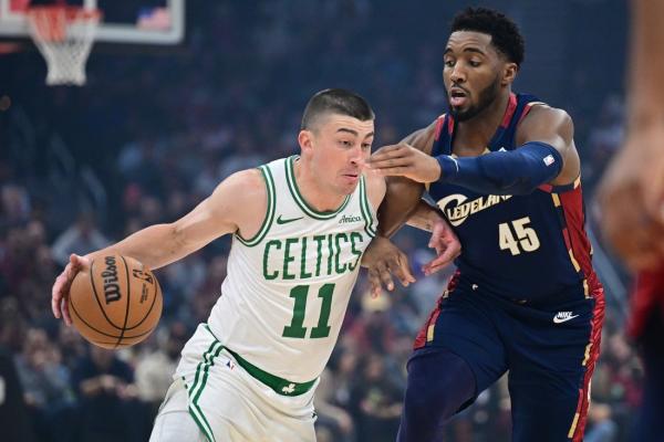 Payton Pritchardâs season-high 42 helps Celtics hold off Cavaliers