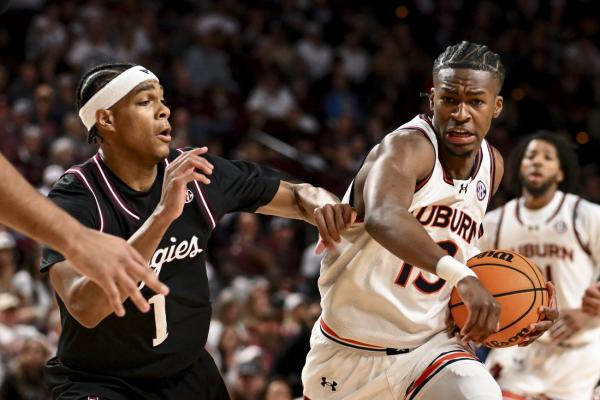 Top 25 roundup: No. 22 Texas A&M topples No. 1 Auburn