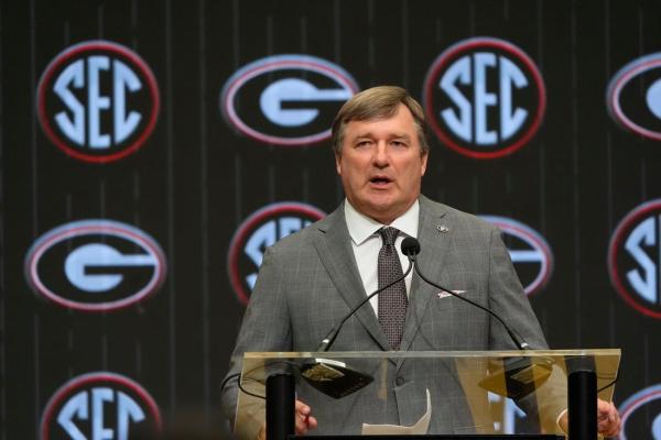 SS Georgia: QB Stockton, Smart lead Bulldogs through unfamiliar youth movement