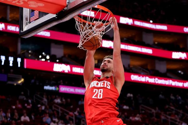 Behind bench, Rockets take down Nets