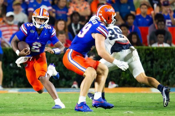 DJ Lagway throws for Florida frosh-record 456 yards in rout of Samford