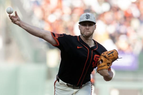 Giants edge Athletics on Wilmer Flores’ bases-loaded walk in 10th