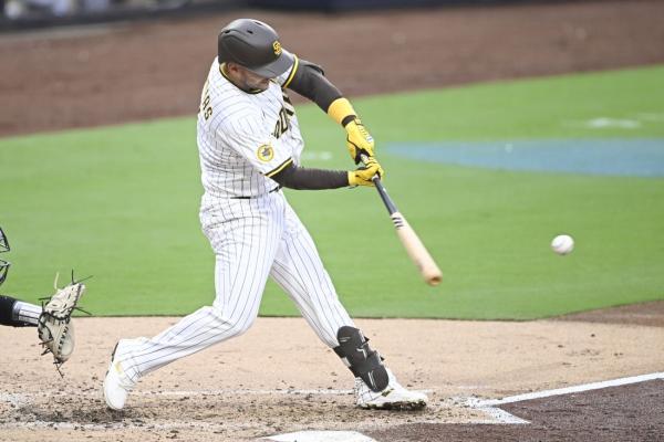 Jose Iglesias the hero as Padres escape Royals