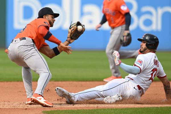 Astros score twice in 10th to beat Guardians
