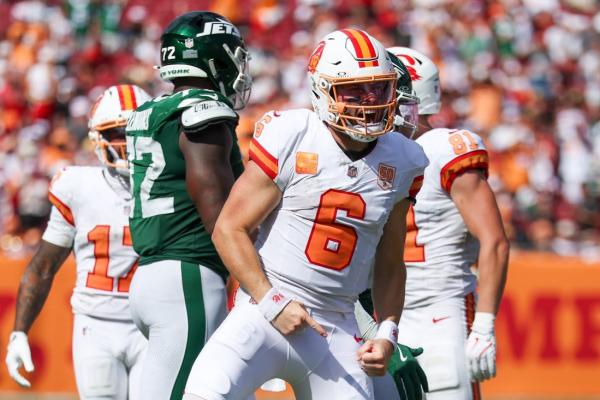 Injury-plagued Buccaneers trying to stay fresh for trip to Seahawks
