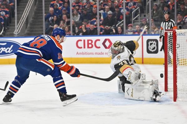 Oilers score first four goals, hold off Golden Knights by one