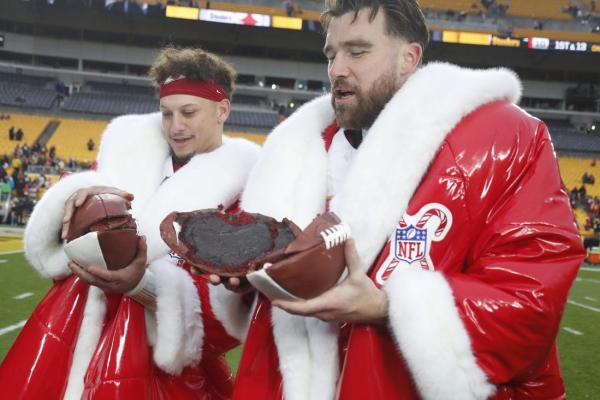 Chiefs’ flight to Denver delayed by severe weather storm