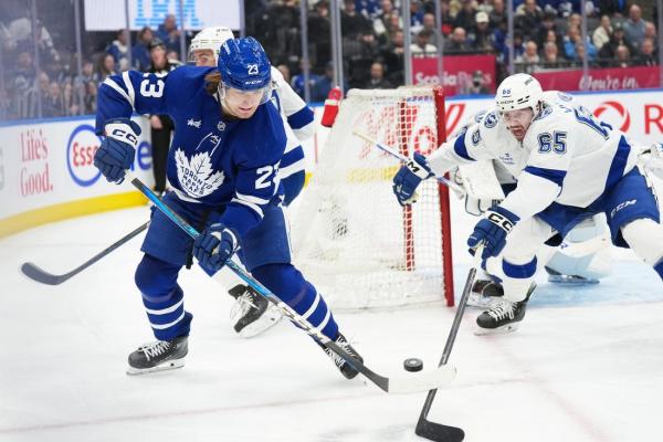 Matthew Knies, Maple Leafs beat Lightning for third time this season