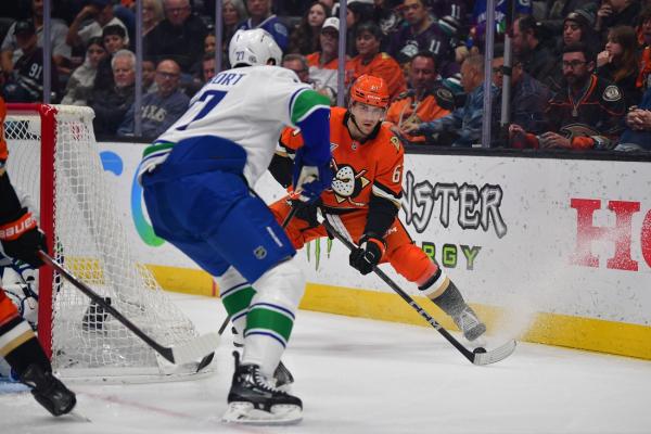 Ducks escape early hole, end Canucks’ head-to-head hex