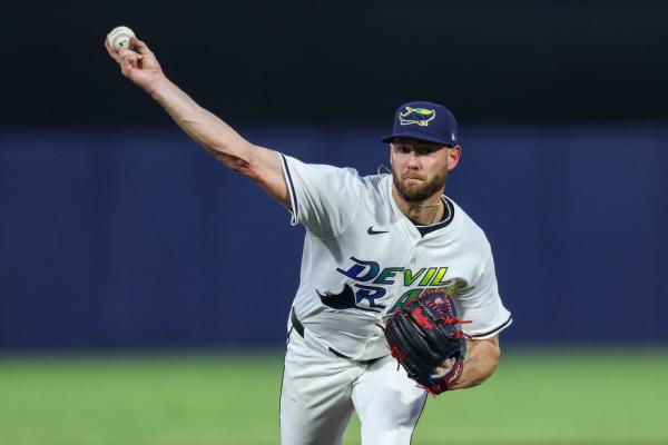 Giants sign reliever Jason Foley, reportedly add starter Adrian Houser