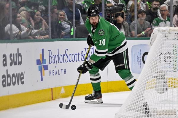 Stars captain Jamie Benn set for surgery for collapsed lung
