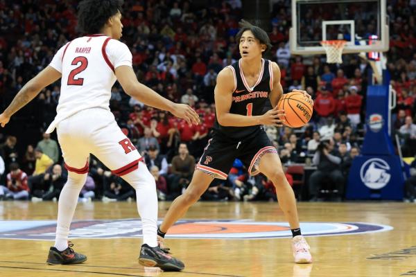 Princeton PG Xaivian Lee transferring to champion Florida