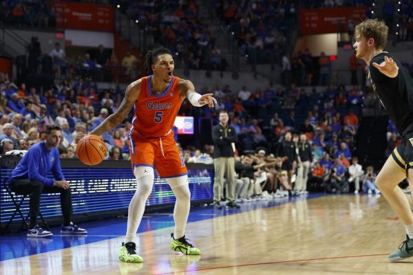 No. 6 Florida finds rhythm, surges past Vanderbilt