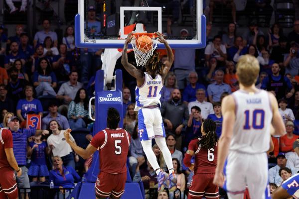 Denzel Aberdeen nets career-high 22 points to carry No. 3 Florida past South Carolina