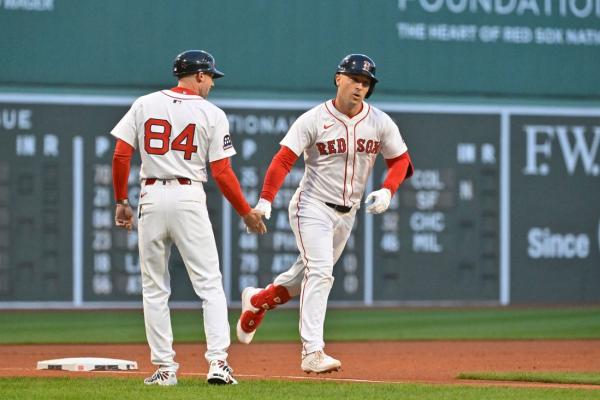 Rafael Devers helps Red Sox break out late vs. Twins