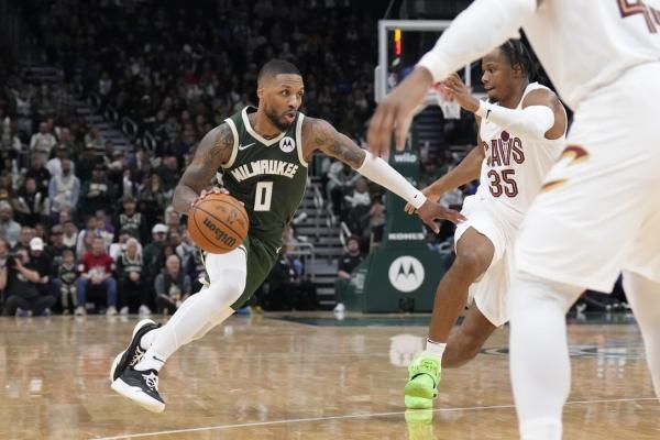 Facing Bucks, Cavs out to match franchise's best start thumbnail