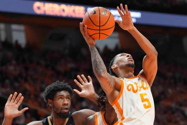 No. 6 Tennessee, No. 7 Texas A&M collide in crucial matchup